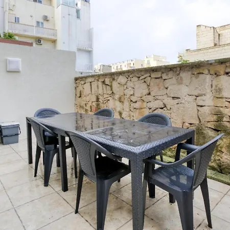 Cozy St Julian's Pensiune Gzira