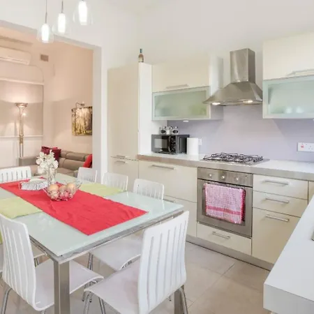 Cozy St Julian's * Gzira